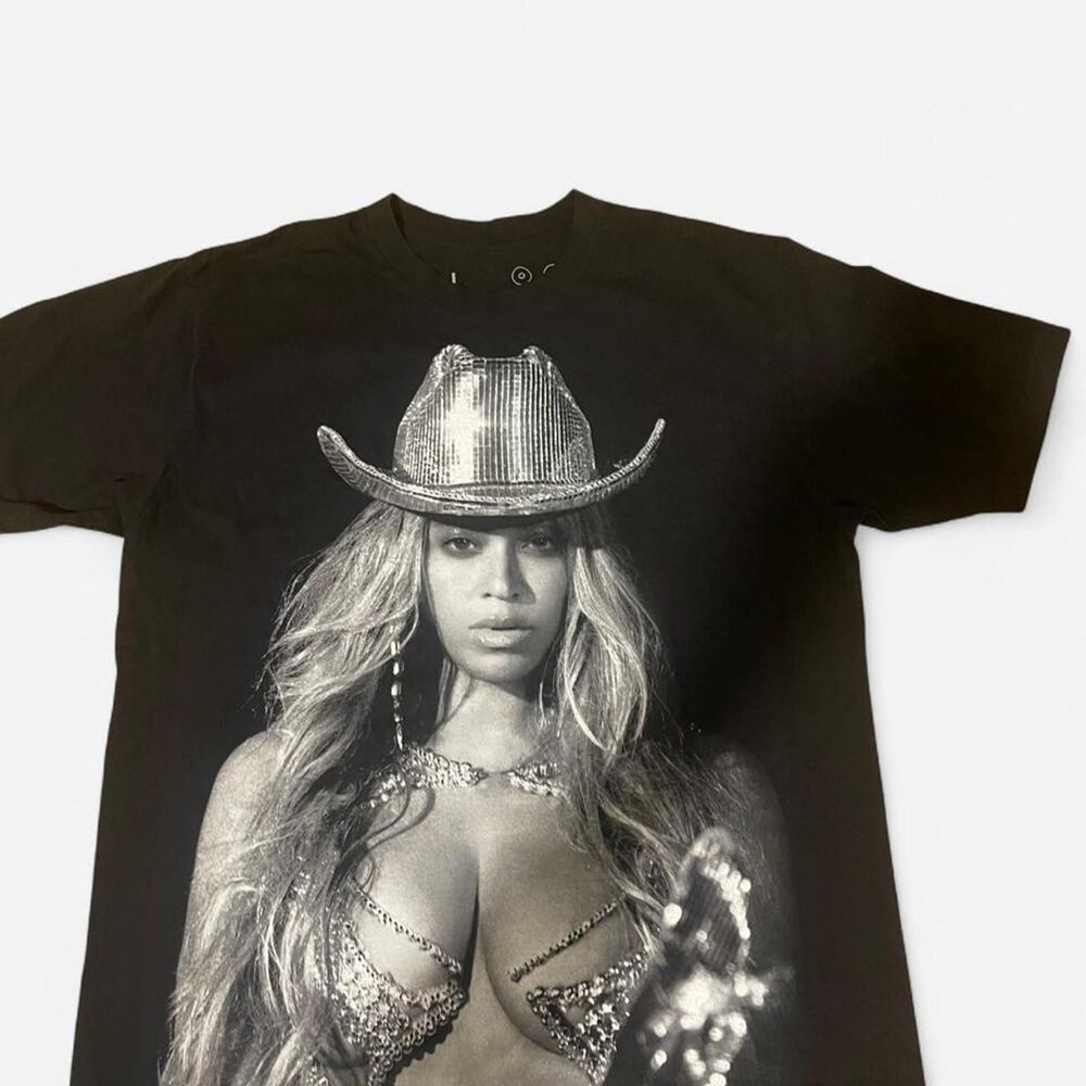 Beyonce Women's Black T-shirt